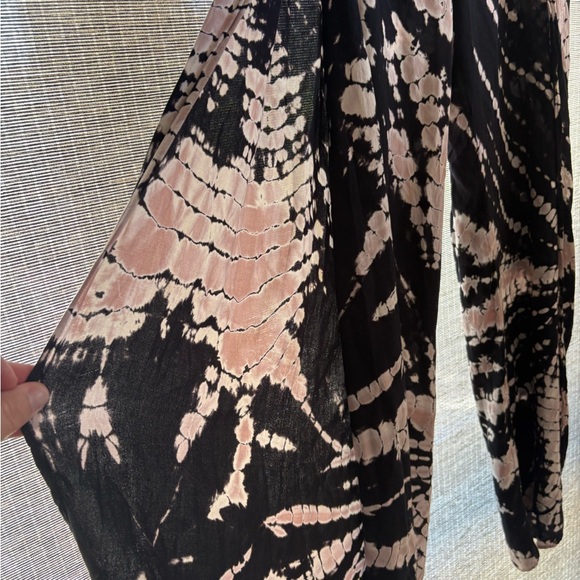 Black and Beige Tie-Dye Wide Leg Pants - Picture 4 of 4